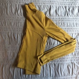 Aritzia Mock Neck Ribbed Cropped long sleeve